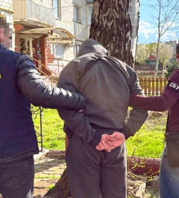 На Львівщині засудили чоловіка за організацію незаконного виїзду за кордон