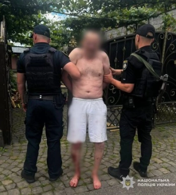 Трагедія на Мукачівщині: у селі Клячаново загинули двоє людей, літній чоловік бореться за життя (відео)