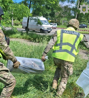 У Шевченківському районі Києва поблизу проїжджої частини вилучили бойову частину «Герані-2»