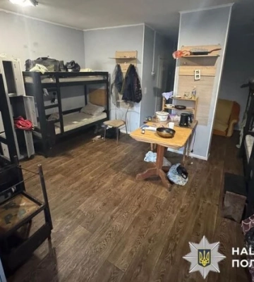 П'яна сварка в хостелі закінчилася побиттям: потерпілий у лікарні