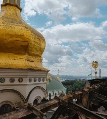Удар по Лаврі. Час думати ось про що