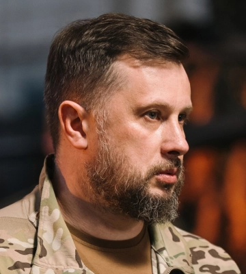Білецький: мене влаштовує роль лише військового