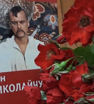 У Чернівцях триває виставка до 85-річчя Івана Миколайчука 