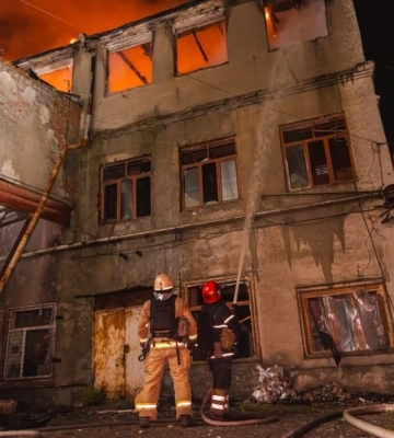 В Харькове объявили День траура по спасателям, погибшим в результате ночной атаки