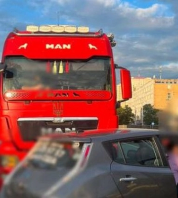 У Києві на проспекті Берестейському сталася масштабна ДТП