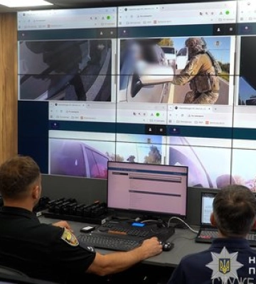 Боді-камери поліцейських вмикатимуться автоматично у разі застосування зброї. ФОТОрепортаж