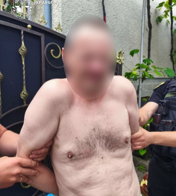 На Закарпатті чоловік із психічними вадами вбив двох людей та зазіхнув на життя літнього батька. ФОТО