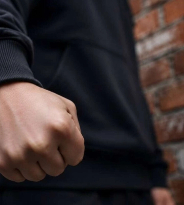 В Днепре расследуют избиение 13-летнего мальчика: подробности от полиции