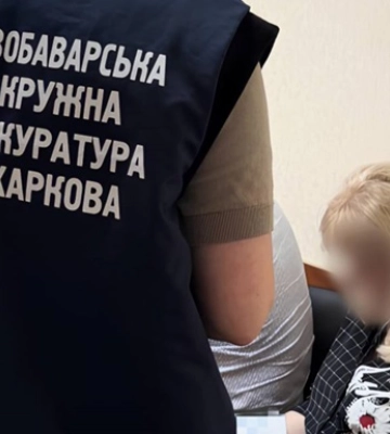 Сотруднице соцслужб предъявили подозрение после гибели 4-летнего мальчика, возвращенного матери после изъятия