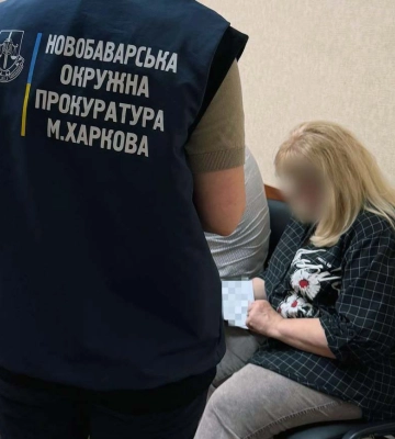 Загибель 4-річного хлопчика внаслідок падіння з вікна: у Харкові вручили підозру посадовиці служби у справах дітей