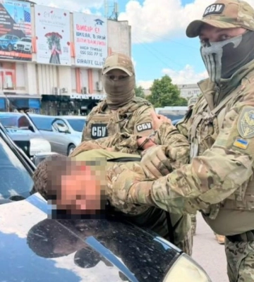 Допомагав ухилятися від мобілізації за хабарі? у Кропивницькому викрили командира підрозділу ТЦК