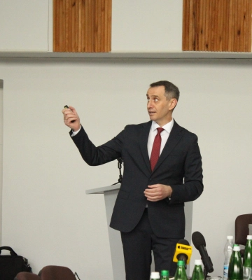 Українці отримають більше безоплатних ліків: Віктор Ляшко у Луцьку анонсував розширення державної програми