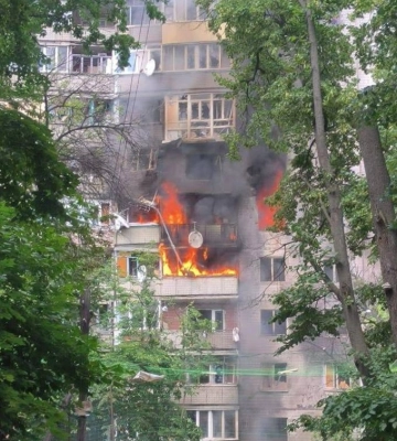 Армія РФ обстріляла багатоповерхівку в Краматорську — троє поранених
