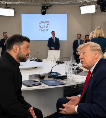 Зеленський показав Трампу наслідки удару по Києво-Печерській лаврі