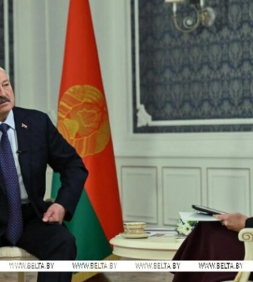 Лукашенко извинился перед Зеленским и допустил окончание войны в 2026 году: "нужны компромиссы"