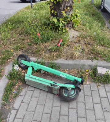 У Львові знищення електросамокатів розкололо містян