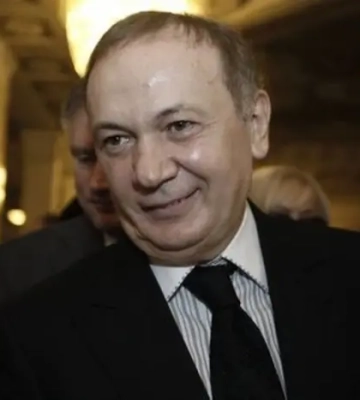 Вищий антикорупційний суд заочно взяв під варту ексрегіонала Іванющенка