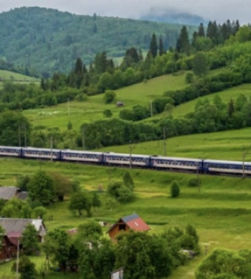 Укрзалізниця призначила додаткові рейси до Закарпаття