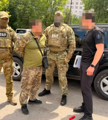 Отсрочка от мобилизации за доллары: в Кропивницком разоблачили чиновника ТЦК