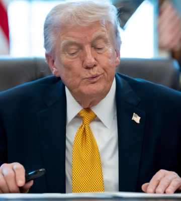 Трамп може піти на поступки щодо України в обмін на допомогу Європи в Ормузькій протоці – ЗМІ