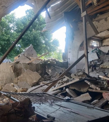 Уночі ворог безпілотником атакував територію кінно-спортивної школи на Сумщині