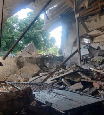 Росіяни атакували дроном кінно-спортивну школу на Сумщині, загинули тварини