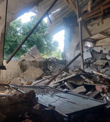 Росіяни вдарили по кінно-спортивній школі на Сумщині: загинули тварини