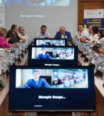 Закарпаття об’єднує громади: в Ужгороді стартував масштабний форум для підтримки переселенців
