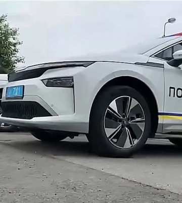 Полиция Киева начала использовать новейшие электромобили Skoda (видео)