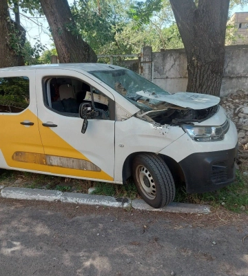 Російські війська атакували пересувне відділення "Укрпошти" у Нікополі на Дніпропетровщині: є поранений
