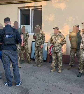 У Сухопутних військах прокоментували арешт працівників ТЦК на Одещині, яких підозрюють у катуванні мобілізованих