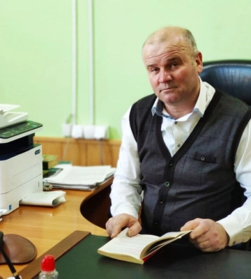 Верховний суд не зупинив виконання вироку сумському судді