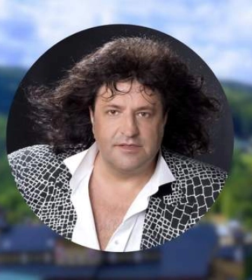 Не з Чернівців: звідки родом Іво Бобул та що подивитися на його малій батьківщині