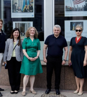 Укрінформ і американське посольство відкрили спільну фотовиставку до 250-ї річниці незалежності США