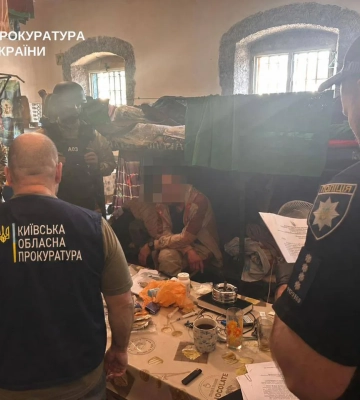 В Киевской области разоблачена организованная группа, поставлявшая наркотики в СИЗО