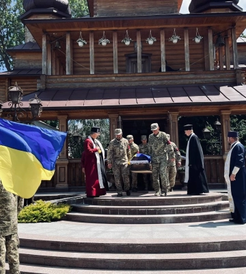 Ніколи воїн не побачить свого онука, який народився після його загибелі: на Волині поховали Героя Вячеслава Пашкова