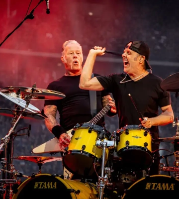 Metallica розлютила мережу співпрацею з російським гуртом "Слот"