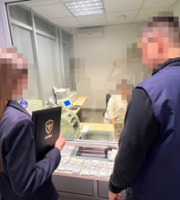 Торговали автоматами и пистолетами с военной части - почти 7 млн грн изъято и передано государству