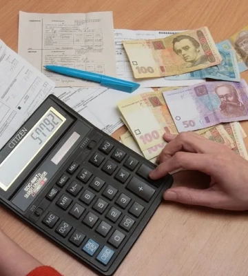 Омбудсмен вимагає від уряду перевірити платіжки за опалення у Києві