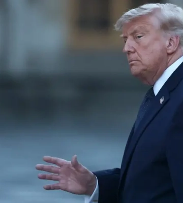 Рейтинг схвалення Трампа обвалився до найнижчого за час його президентства рівня — опитування