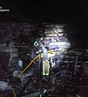 Рашисти завдали серію ударів по Сумах, загинула людина (, )