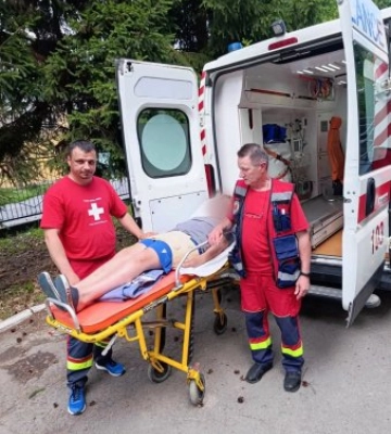 НП на Закарпатті: у Сваляві 10-річний хлопчик серйозно травмувався на батуті (ФОТО)