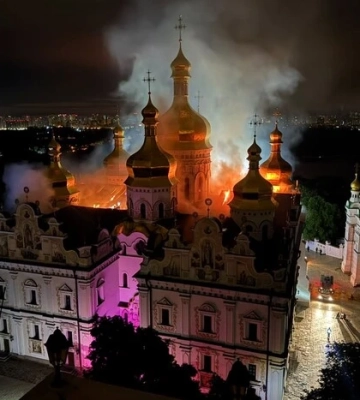 Чи допоможе МОК відновлювати Лавру після атаки Росії? Відповідь організації