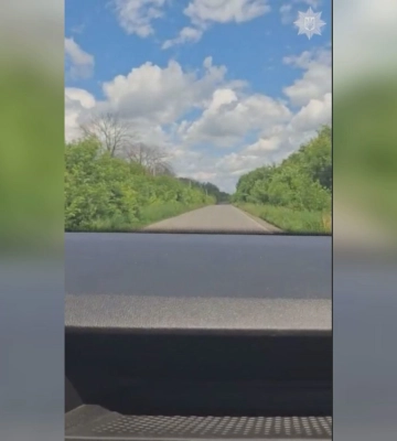 Під час евакуації атакував FPV: як вивозили жінок з селища Слатине (відео)