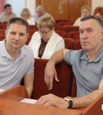 Сесія Кропивницької міськради в обличчях (ФОТО)