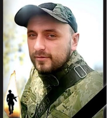 У Берегові попрощаються із полеглим військовим Сергієм Цопіним