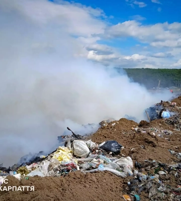 На Ужгородщині знову горів полігон твердих побутових відходів у Барвінку