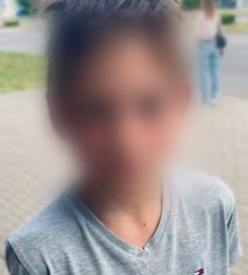 Пішов не туди: у Луцьку допомогли 11-річному хлопчику, який загубився