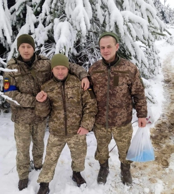 «Обіцяв повернутися, коли зацвітуть волошки…»: спогади про загиблого Героя з Волині Григорія Кошелюка