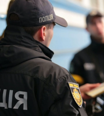 На Львівщині собаку повісили у лісі – у вбивстві підозрюють сусіда власниці тварини